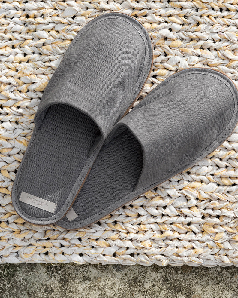 Linen Slippers: gray blue