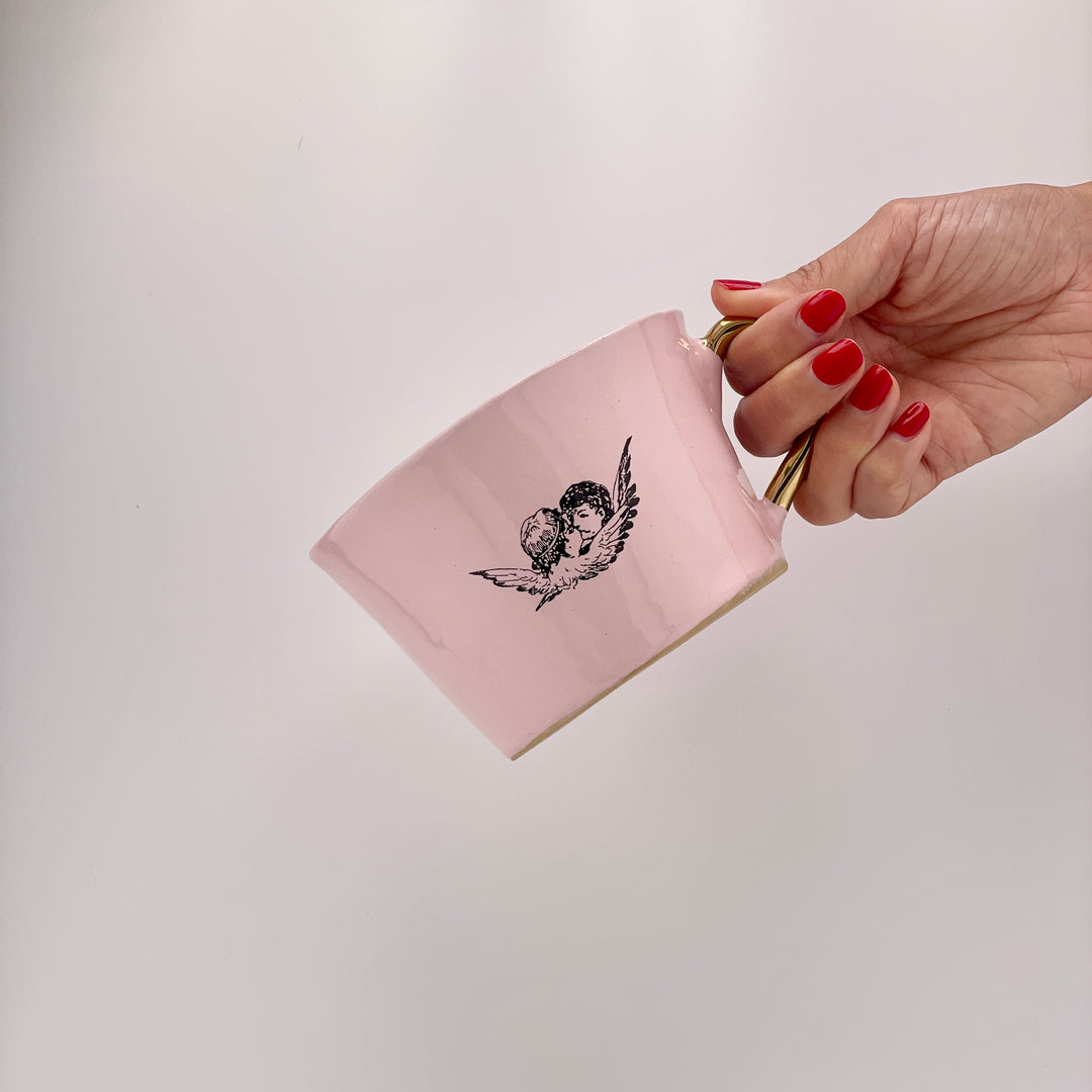 Kissing cherubs Cup 2610